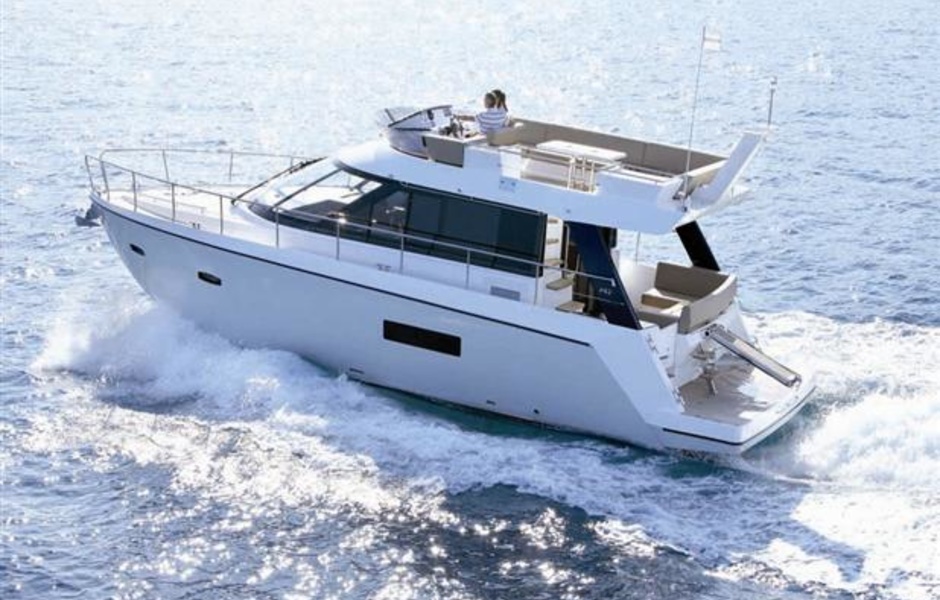 Sealine F 42