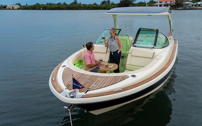 Chris-Craft Launch 31 GT