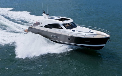 Riviera Belize 54 Sedan