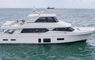 Ocean Alexander Summer Breeze