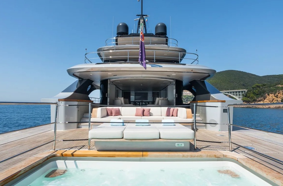 Benetti Phoenix
