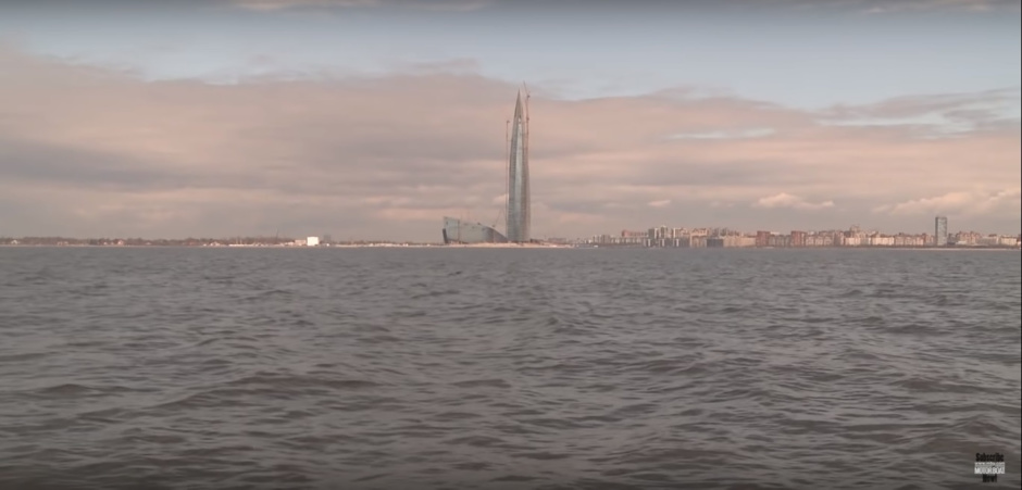 The tallest building in Russia and Europe, «Lakhta Center», is the first to welcome St. Petersburg guests from the sea. Unlike many residents of the city, English journalists consider it «amazing».