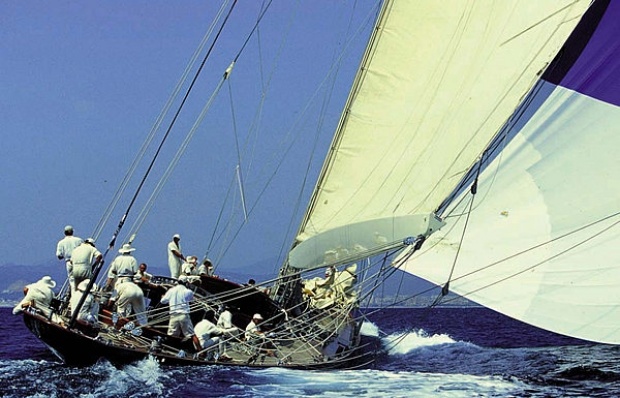 Camper & Nicholsons  Velsheda