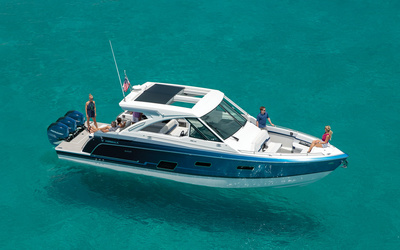 Formula 380 Super Sport Crossover