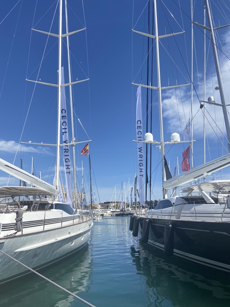 Sailing yachts of all kind