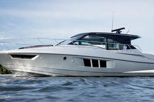 Cruisers Yachts 45 Cantius