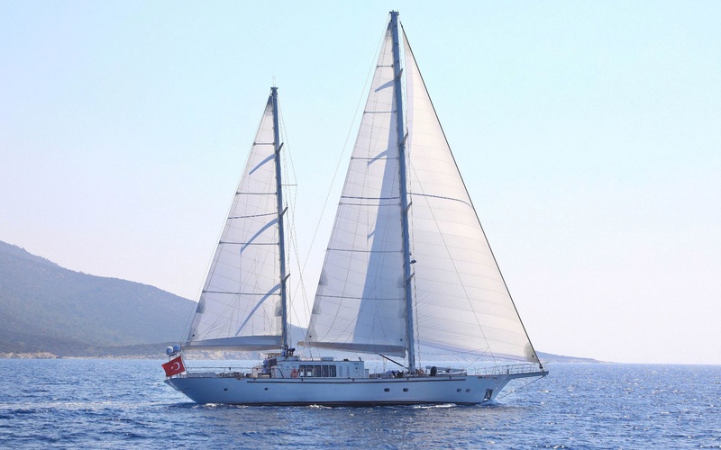 Aegean 39 M