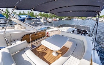 Sunseeker Manhattan 50 (2006)