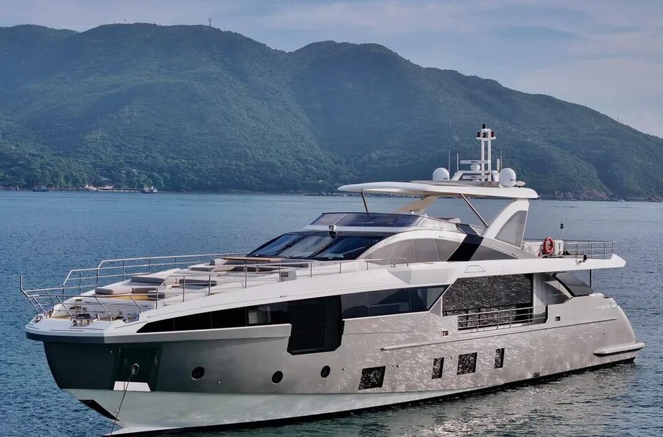 Azimut Oma