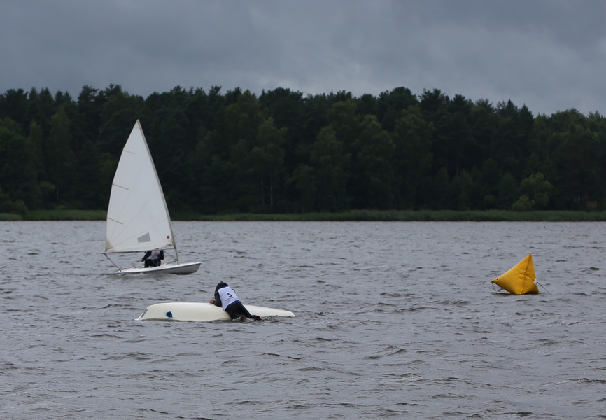 Swimming during training on «the beam» - a common thing. 