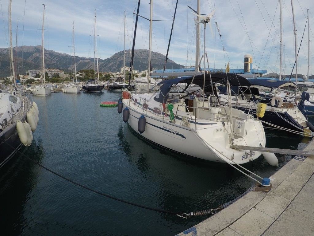 bavaria 37 cruiser sailboat data