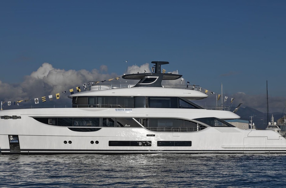Benetti White Rose