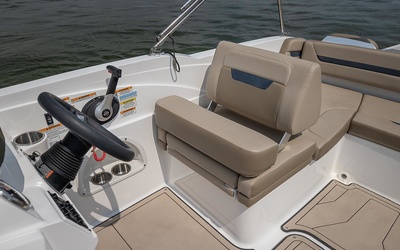 Hurricane SunDeck Sport 205 IO