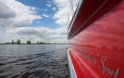 Serious Gently 36' Sport