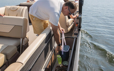 Godfrey Monaco Lounge 255