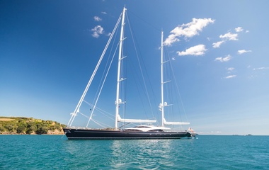 Royal Huisman  Twizzle
