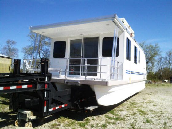 Catamaran Cruisers 14x58