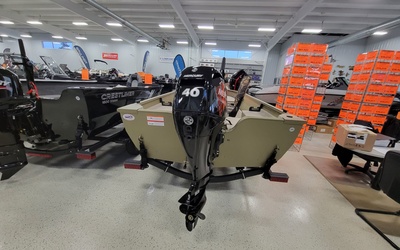 Crestliner 1650 Discover Tiller