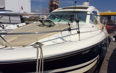 Prestige 30 S