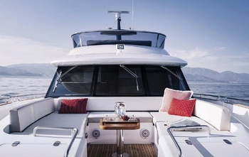 Azimut Magellano 66