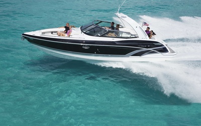 Formula 330 Crossover Bowrider