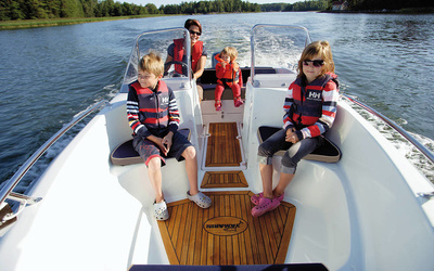 Yamarin 47 Twin Console