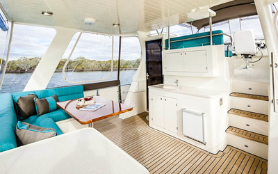 Alaska 49 Yacht Fisher