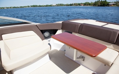 Four Winns Horizon 260