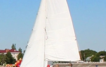 Custom First 40 CR (2020)