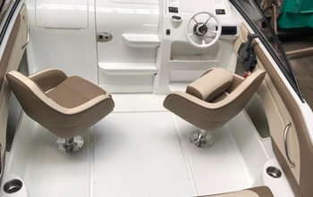 Slider 210