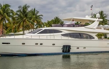Ferretti 780