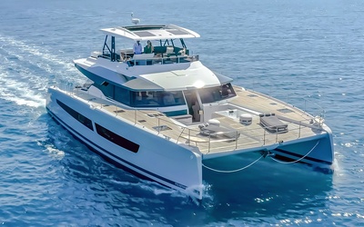 Fountaine Pajot Power 67