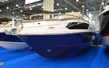 Bayliner VR6 Cuddy Outboard (2020)