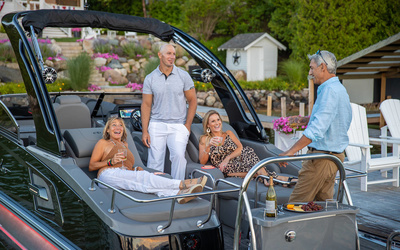 Avalon Excalibur Rear Lounge Windshield 27