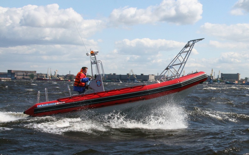 Специальные катера Kalmar 610