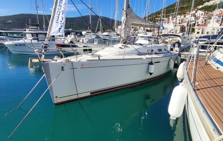 Beneteau First 36.7 (2007)