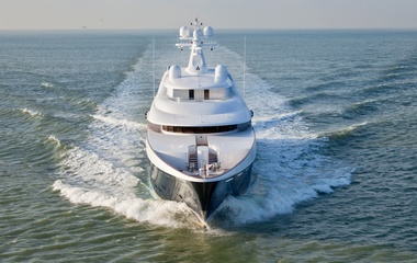Feadship Pestifer