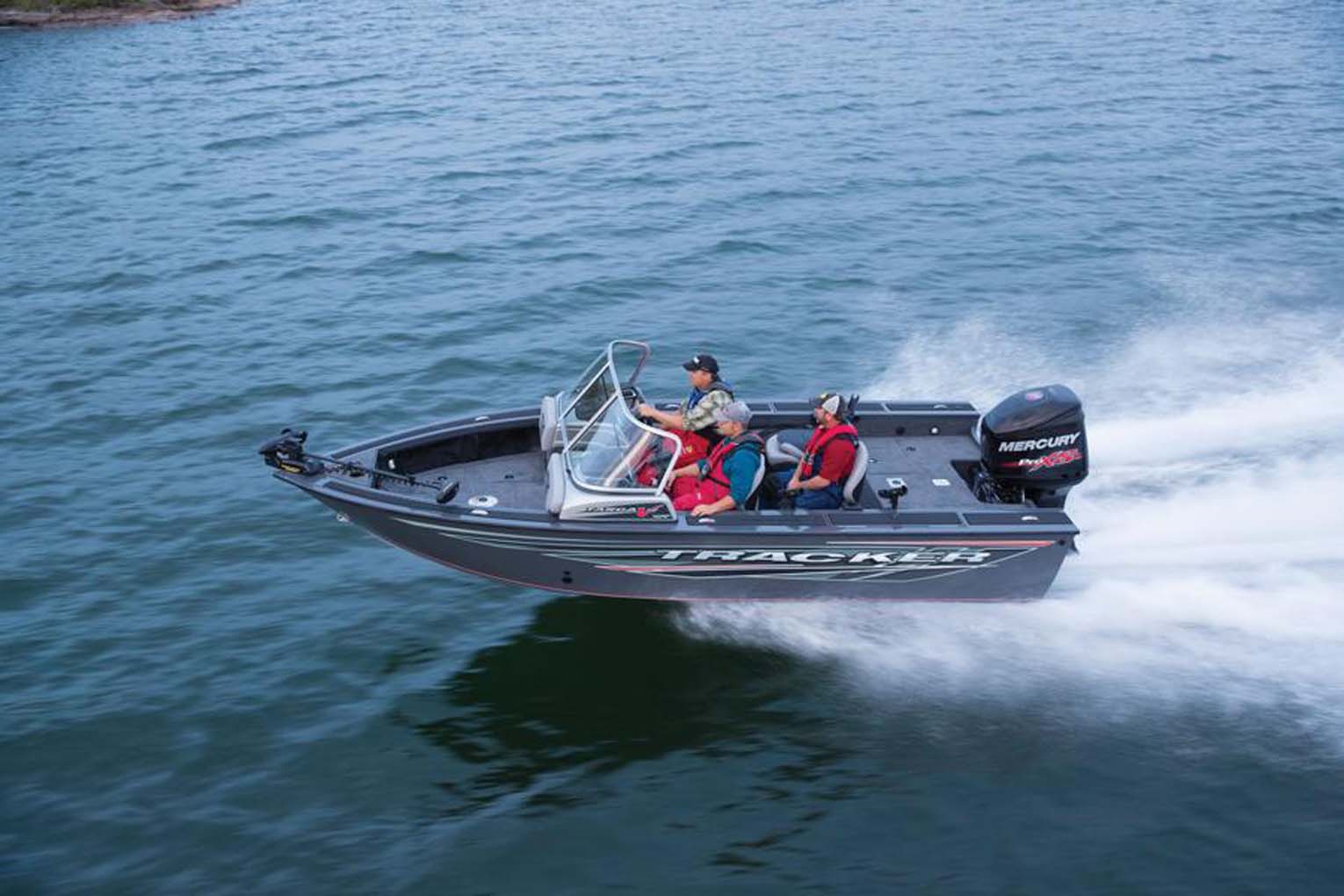 Tracker Targa V-19 WT 40th Anniv: Prices, Specs, Reviews and Sales ...