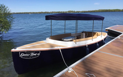 Vision Marine Technologies Fantail 217