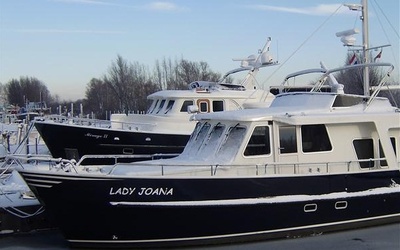 De Alm  Almtrawler 1530