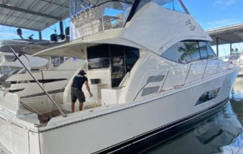 Rinker 54 Enclosed Flybridge (2021)