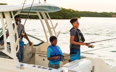 Boston Whaler 240 Vantage