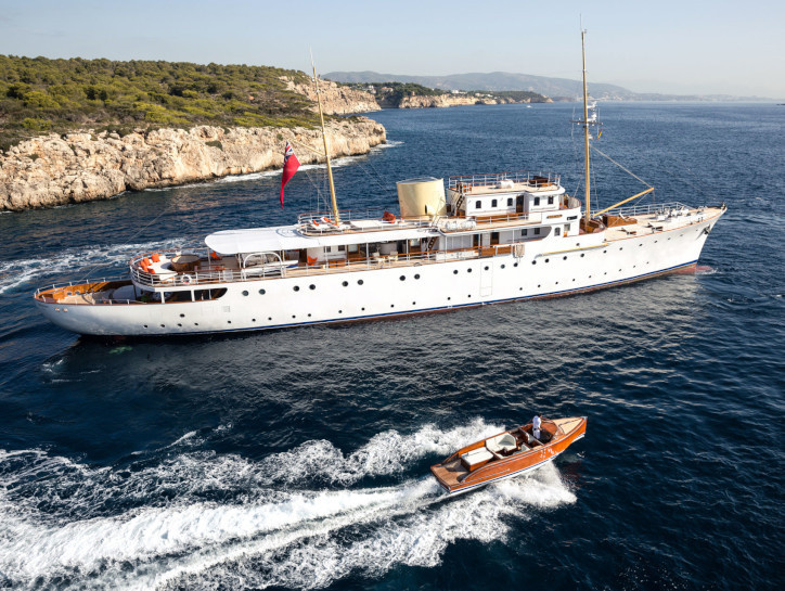 Loser to the original owner of Shemara Docker, Mr. Haems, eventually abandoned the yacht. She was restored in the 2010s and is now offered for charter for €275,000 per week.