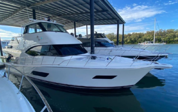 Rinker 54 Enclosed Flybridge (2021)
