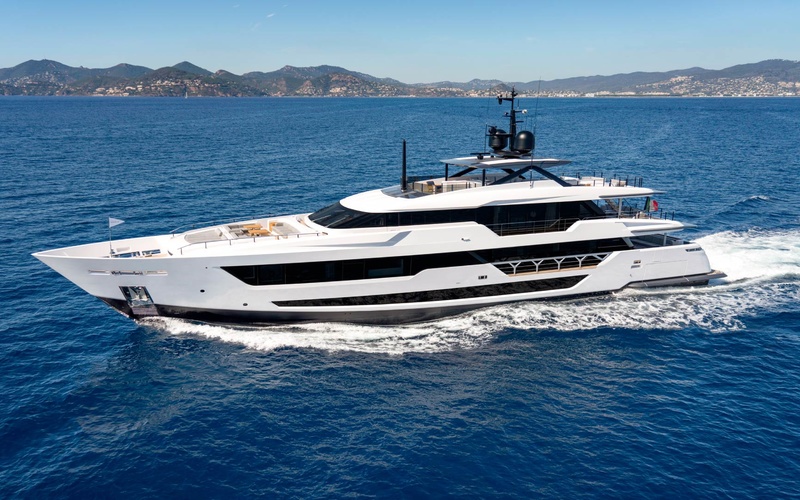 Custom Line 140