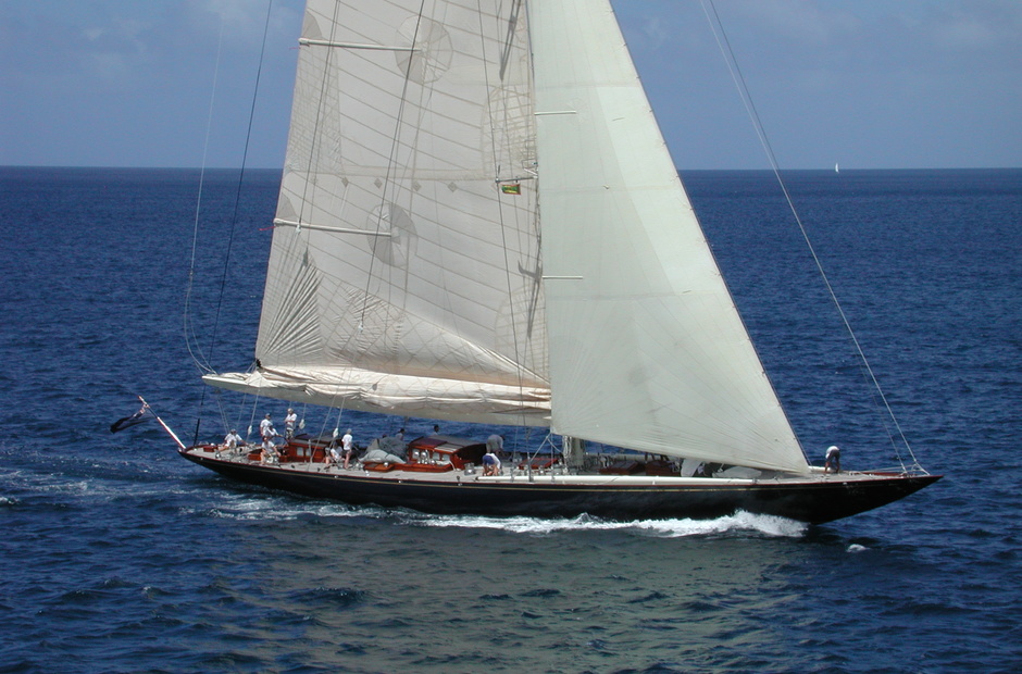 Camper & Nicholsons  Velsheda