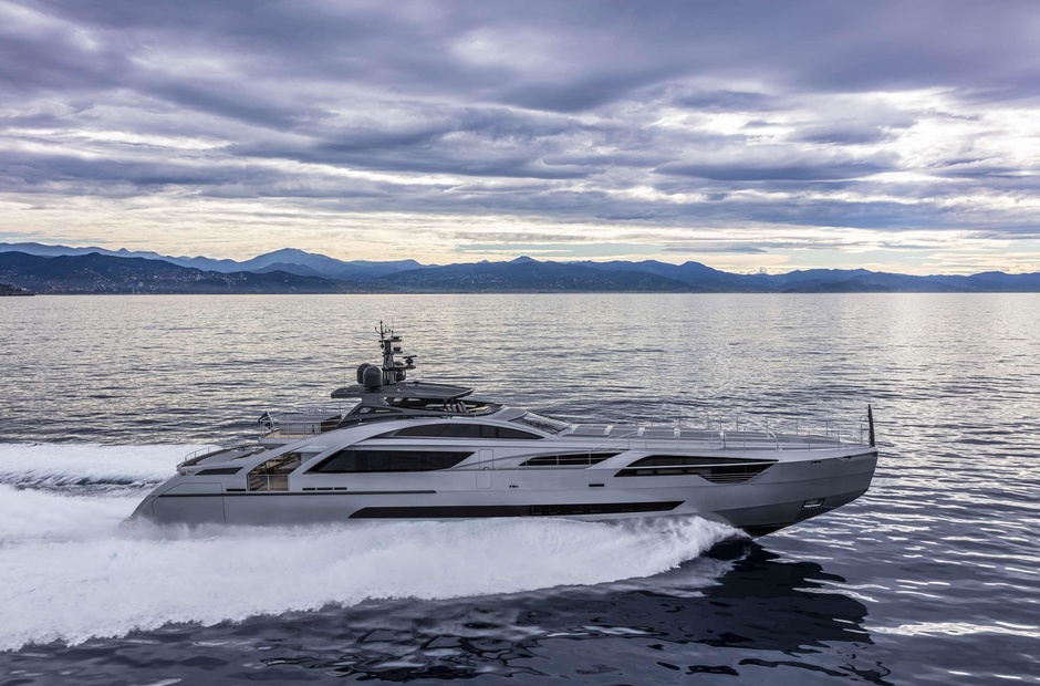 Pershing Arina