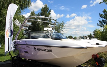 Malibu Wakesetter 22 MXZ