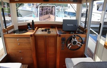Paragon 25 Cabin (2014)