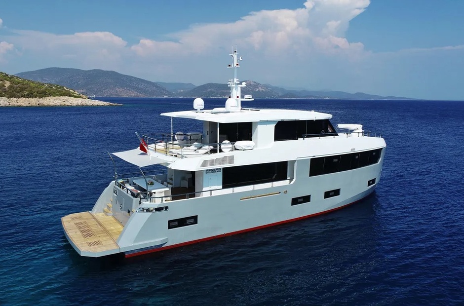 Aegean Yacht Tortura